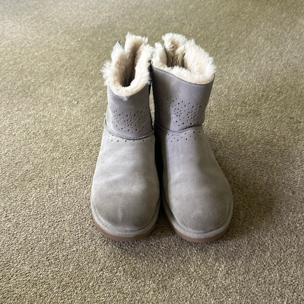 Bailey bow uggs